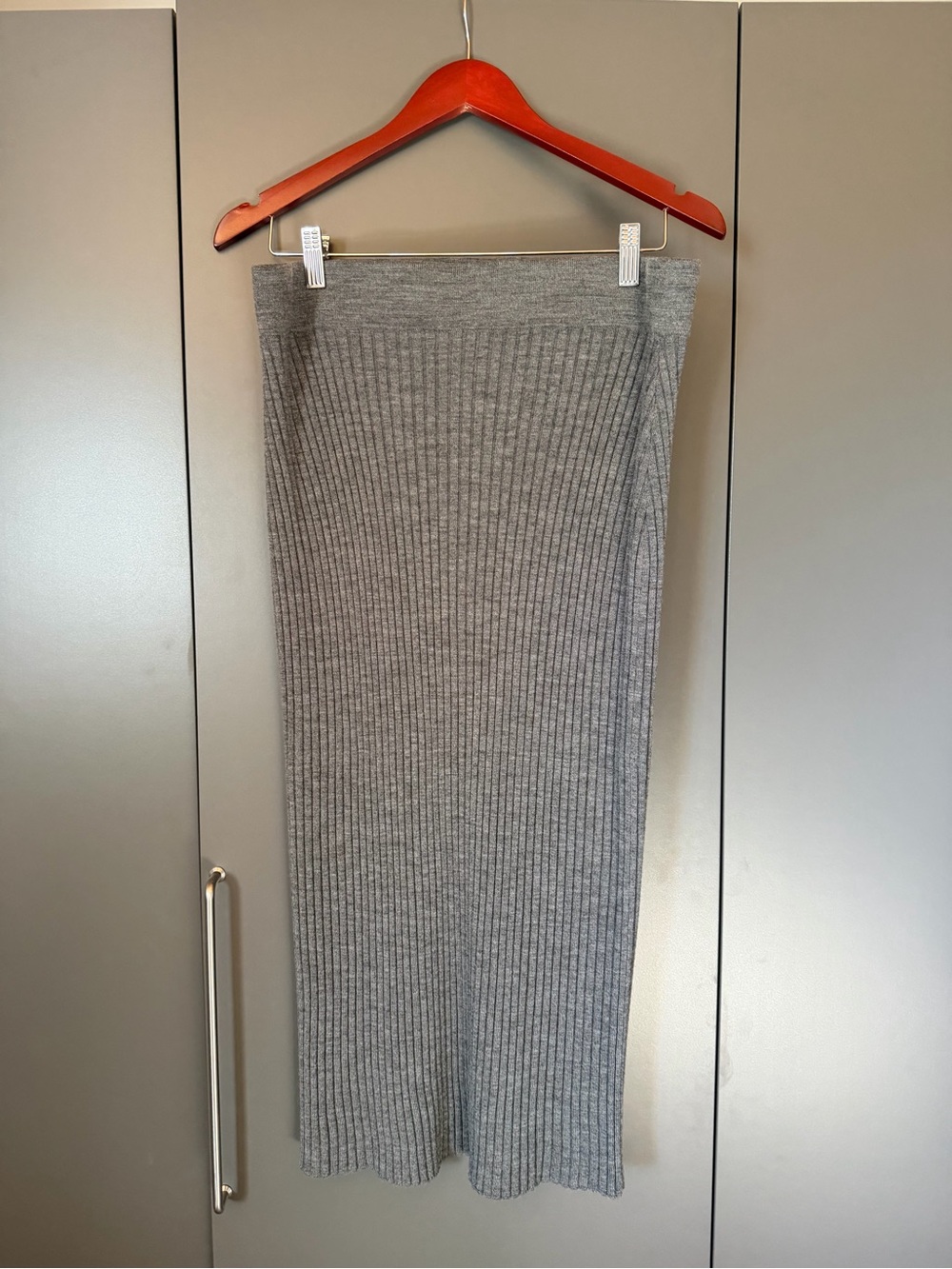 Frank And Oak 100% Merino Wool Grey Ribbed Knit Midi Skirt XL NWOT